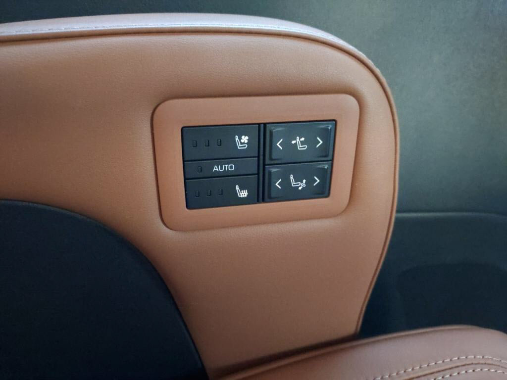 ヴェルファイアＺプレミアの写真 23