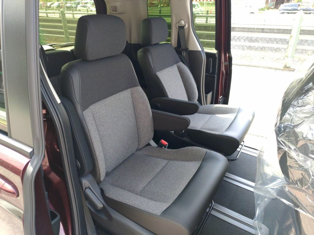 フリードエアーＥＸの写真 21