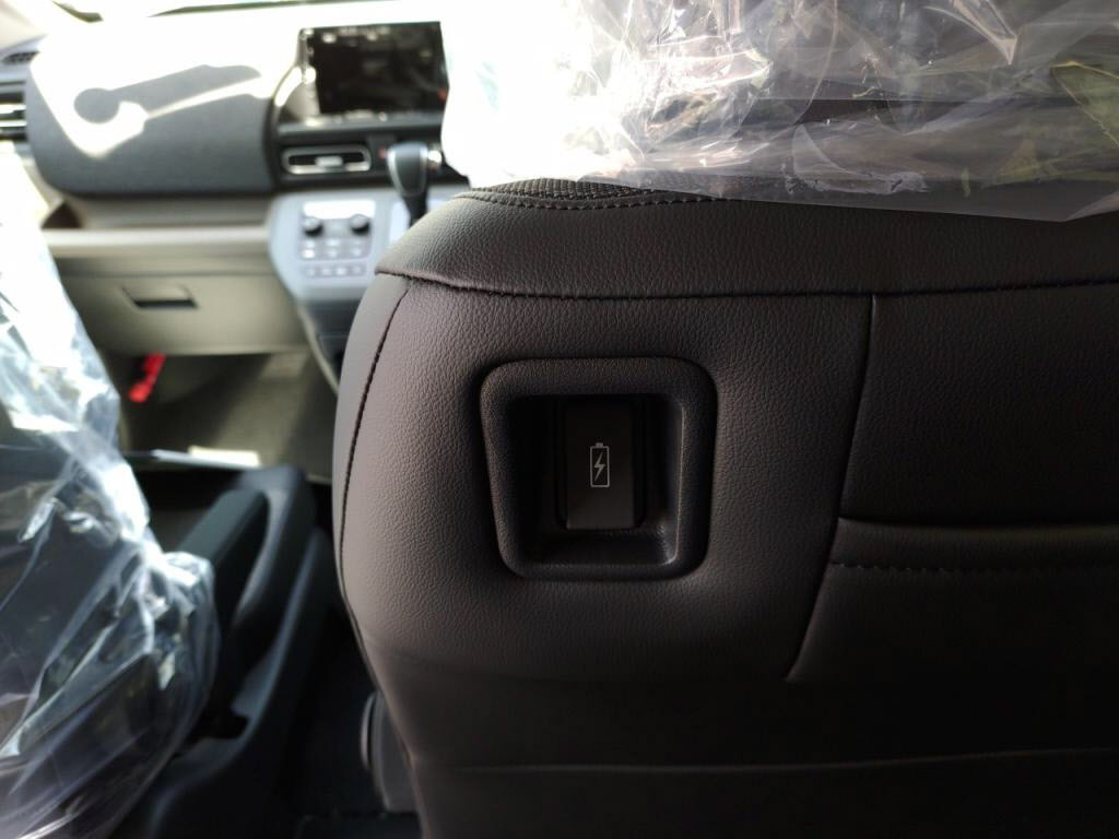 フリードエアーＥＸの写真 24