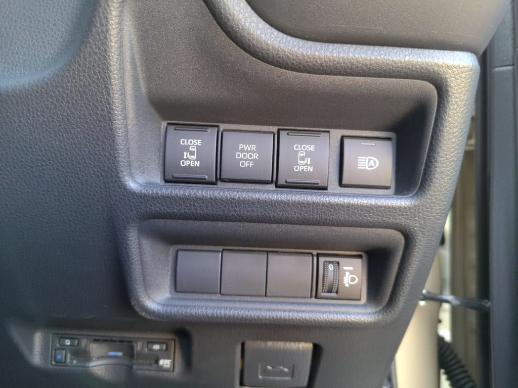 シエンタＧの写真 15