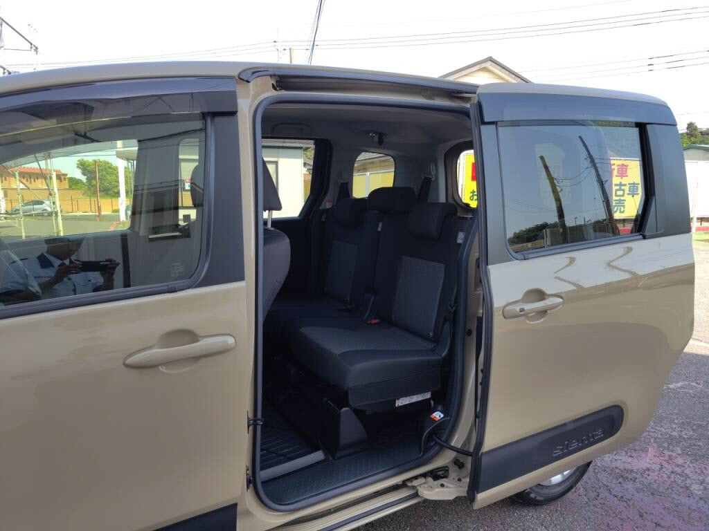 シエンタＧの写真 22