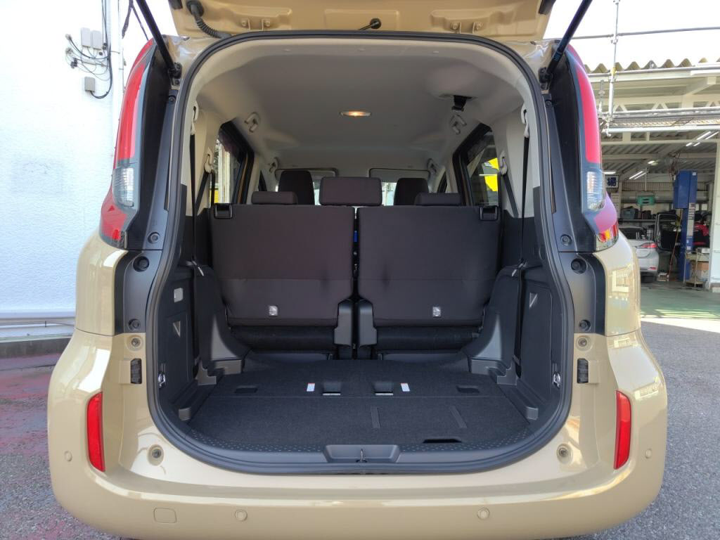 シエンタＧの写真 23