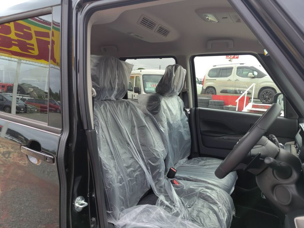 デリカミニＴプレミアムの写真 13