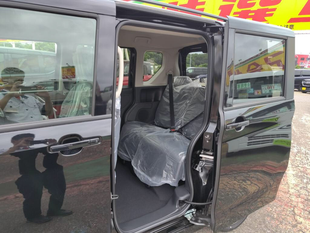 デリカミニＴプレミアムの写真 22