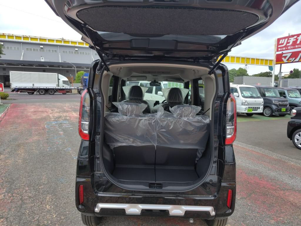 デリカミニＴプレミアムの写真 23