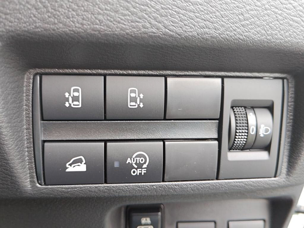 デリカミニＴプレミアムの写真 18