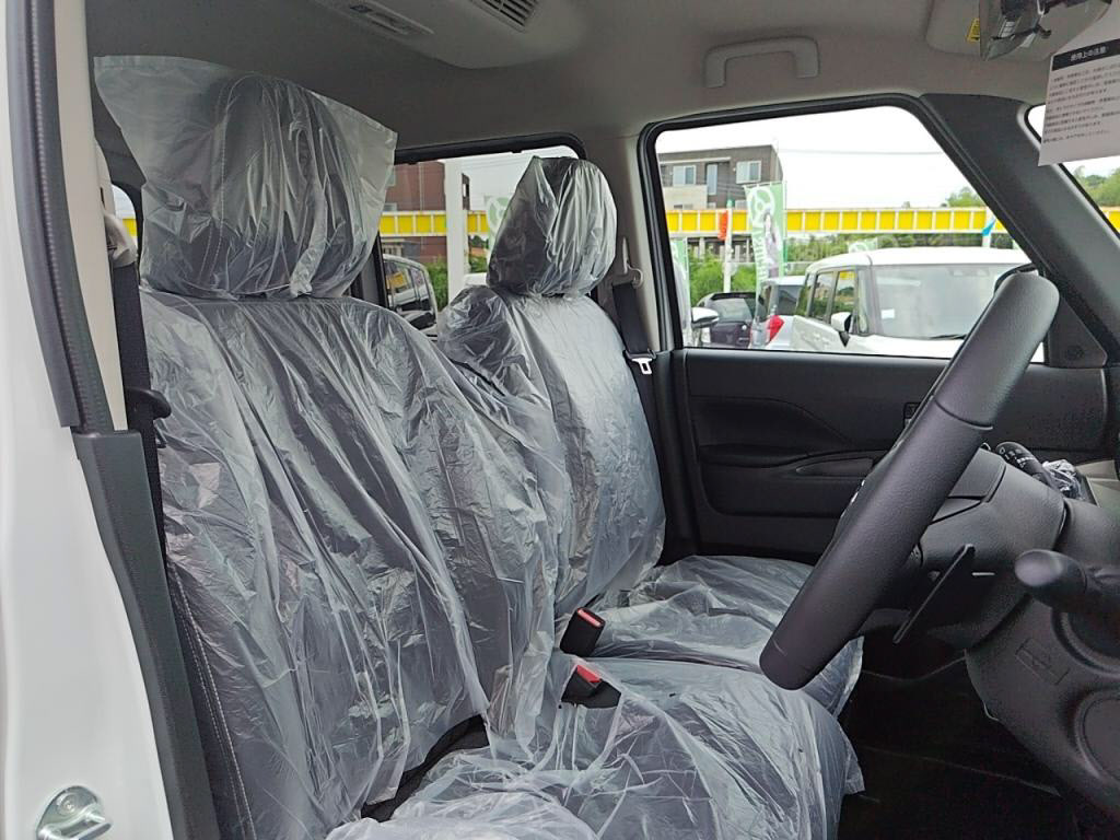 デリカミニＴプレミアムの写真 21