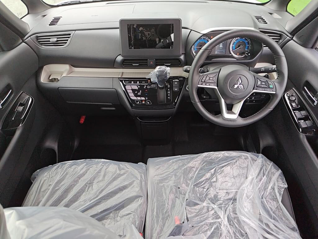 デリカミニＴプレミアムの写真 3