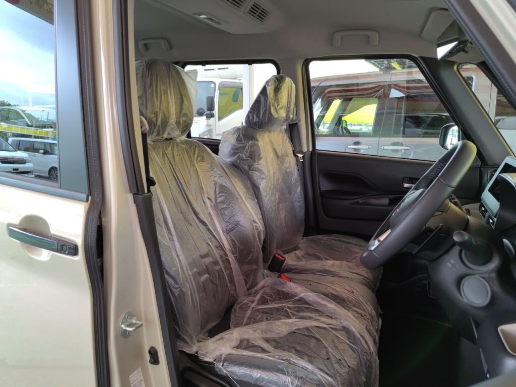 デリカミニＴプレミアムの写真 9