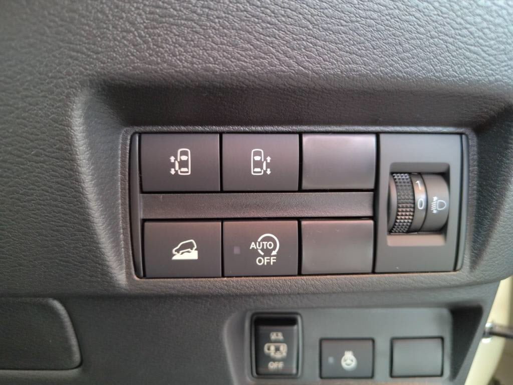 デリカミニＴプレミアムの写真 11