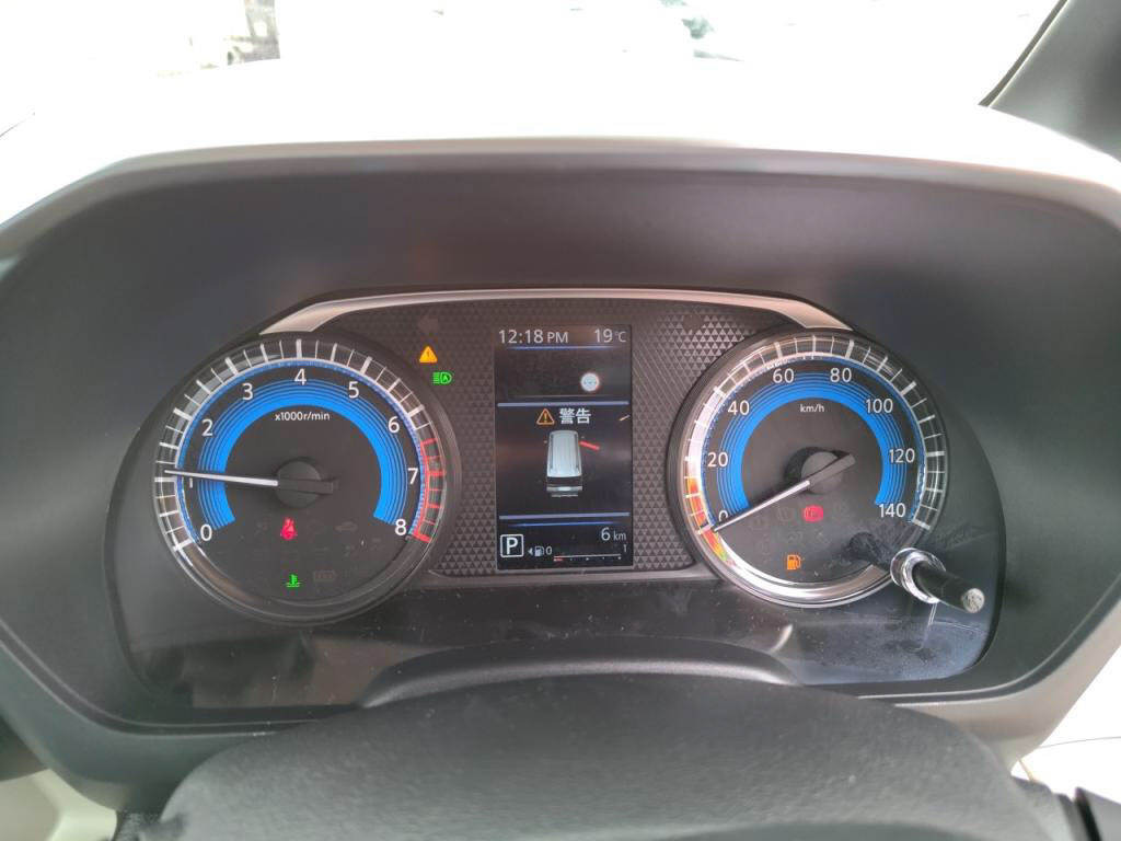 デリカミニＴプレミアムの写真 25