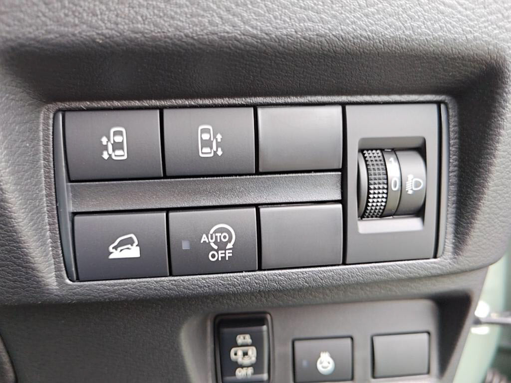 デリカミニＴプレミアムの写真 18