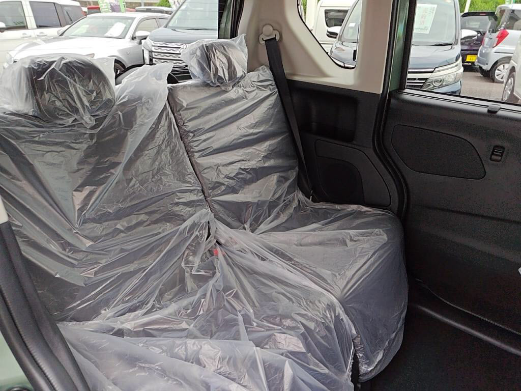 デリカミニＴプレミアムの写真 22