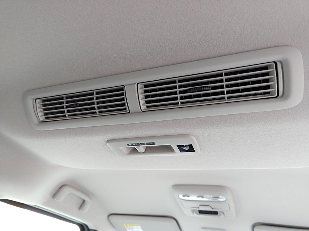 デリカミニＴプレミアムの写真 24