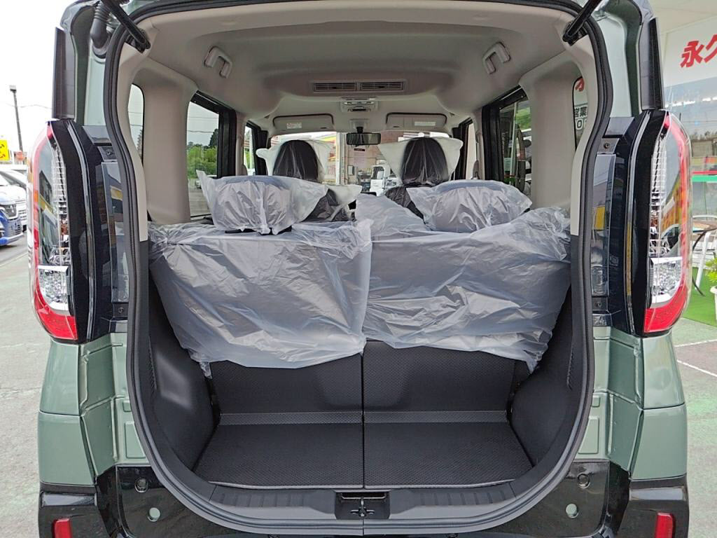 デリカミニＴプレミアムの写真 25