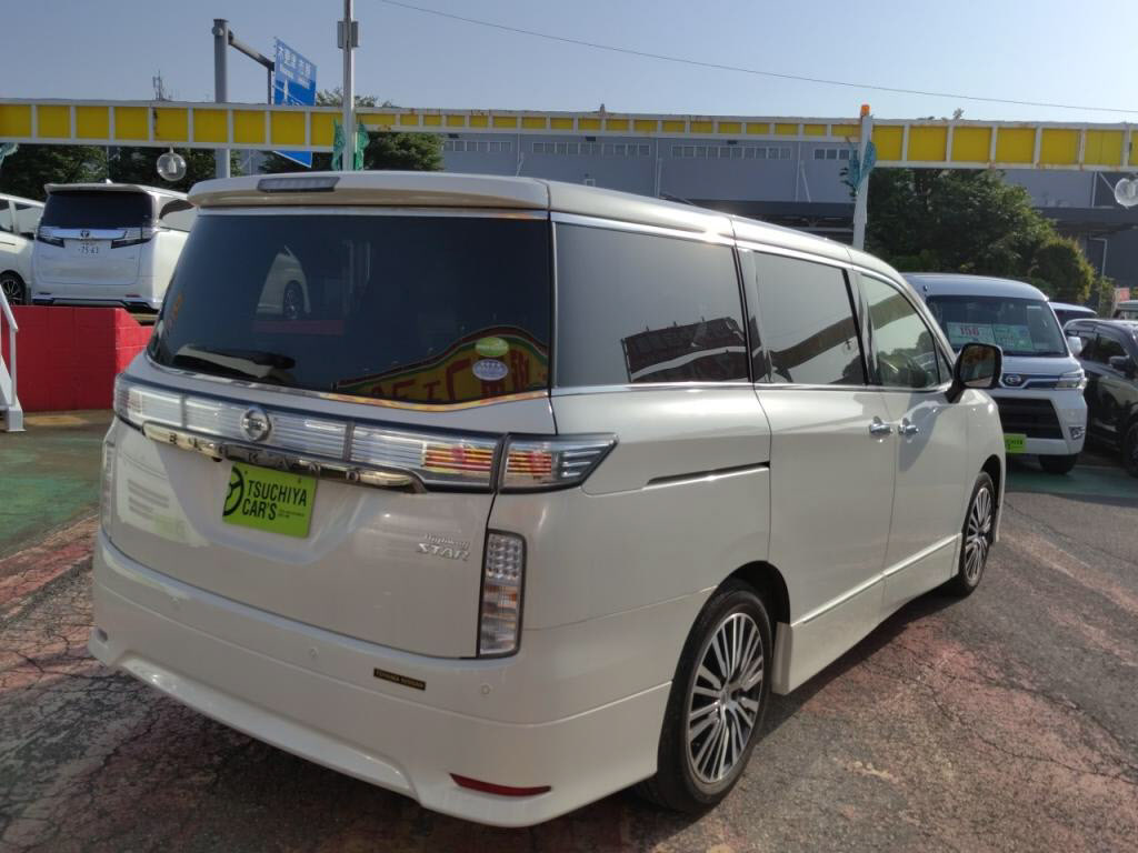 エルグランドハイウェイスターSの写真 11