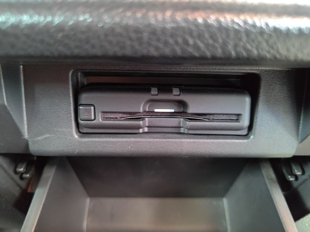 エルグランドハイウェイスターSの写真 16