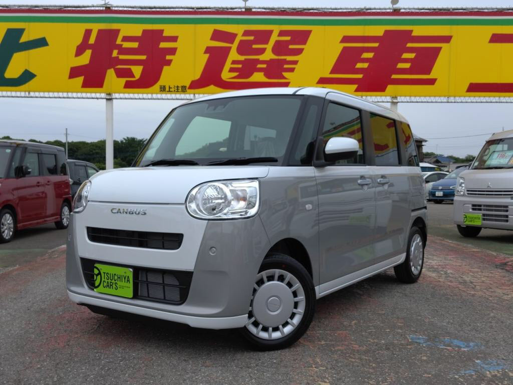 ダイハツ　ムーヴキャンバス　ストライプスＸ