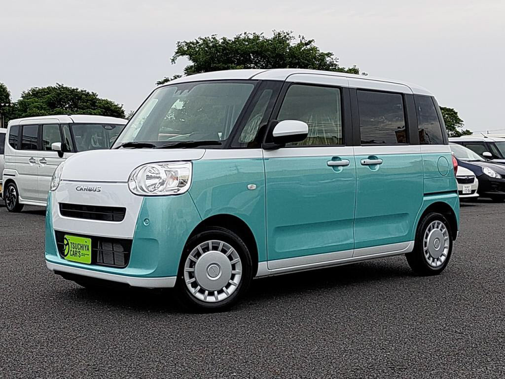 ダイハツ　ムーヴキャンバス　ストライプスＸ