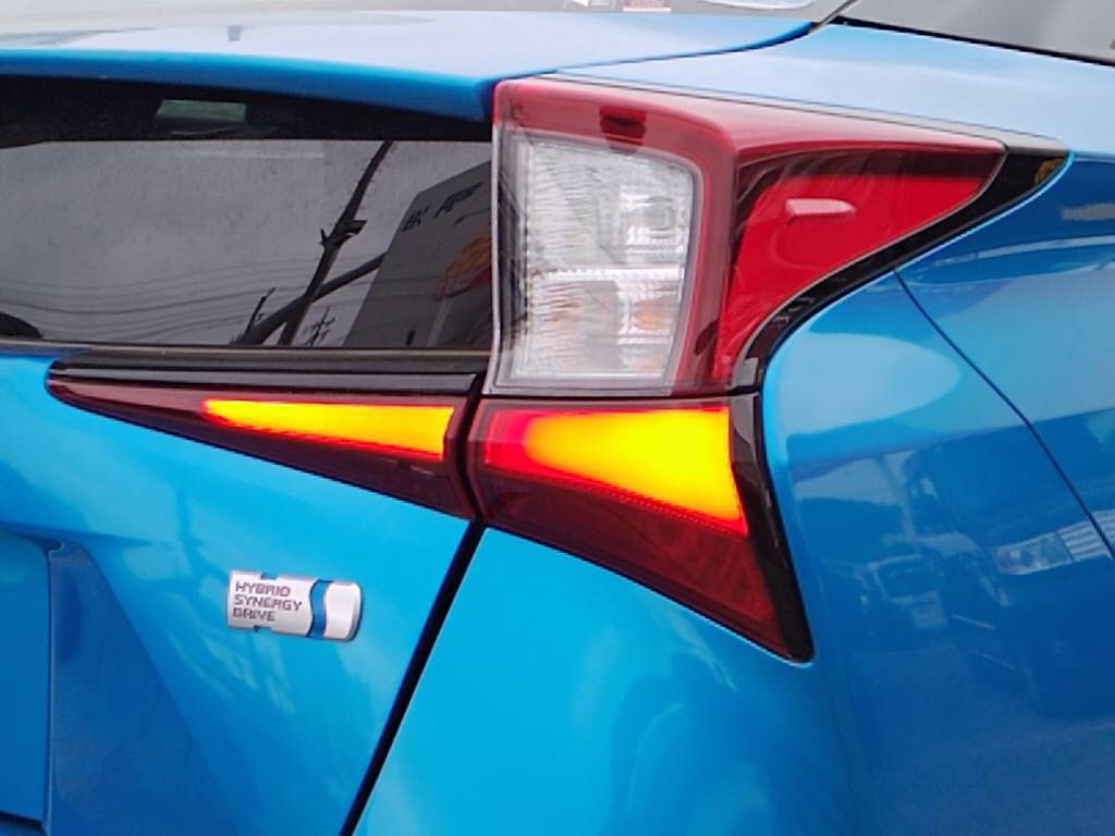 プリウスＳツーリングセレクションの写真 12