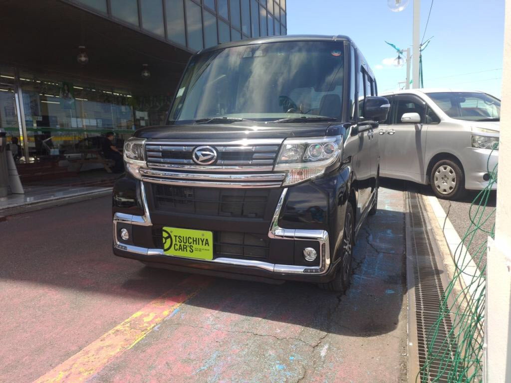 ダイハツ　タントカスタム　カスタムＲＳトップエディションＳＡ３