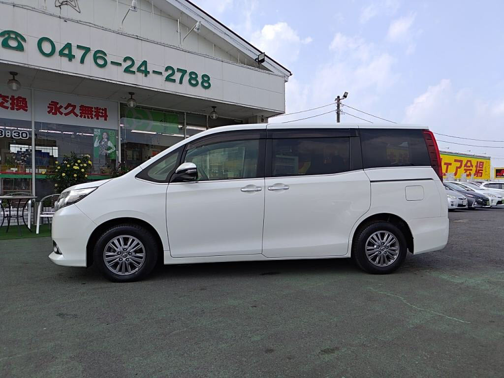 エスクァイアＧｉの写真 12