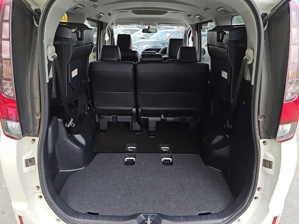 エスクァイアＧｉの写真 27