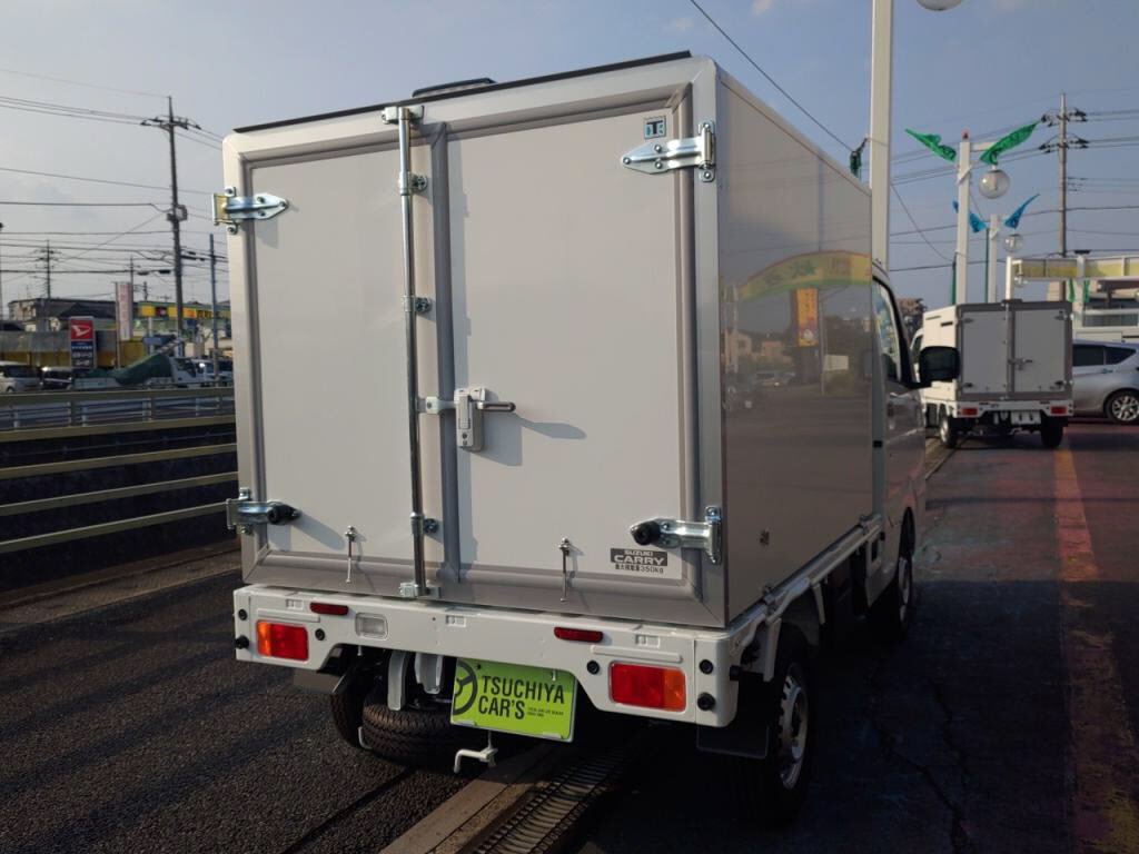キャリイトラックＫＣの写真 2