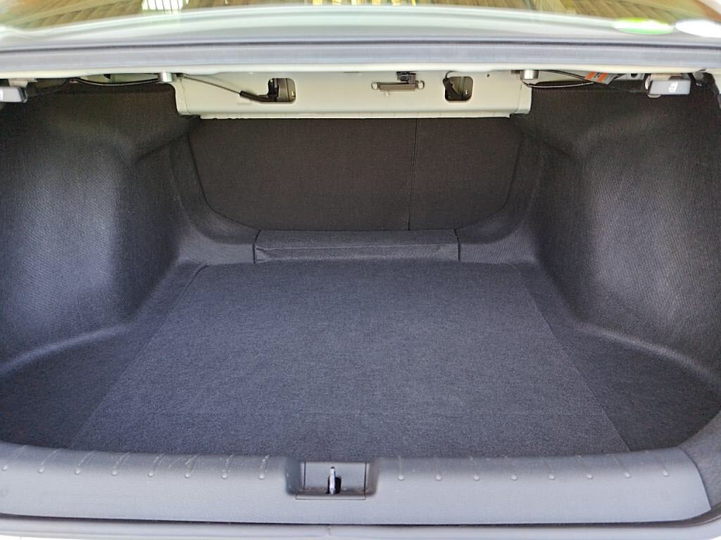 インサイトＬＸの写真 25