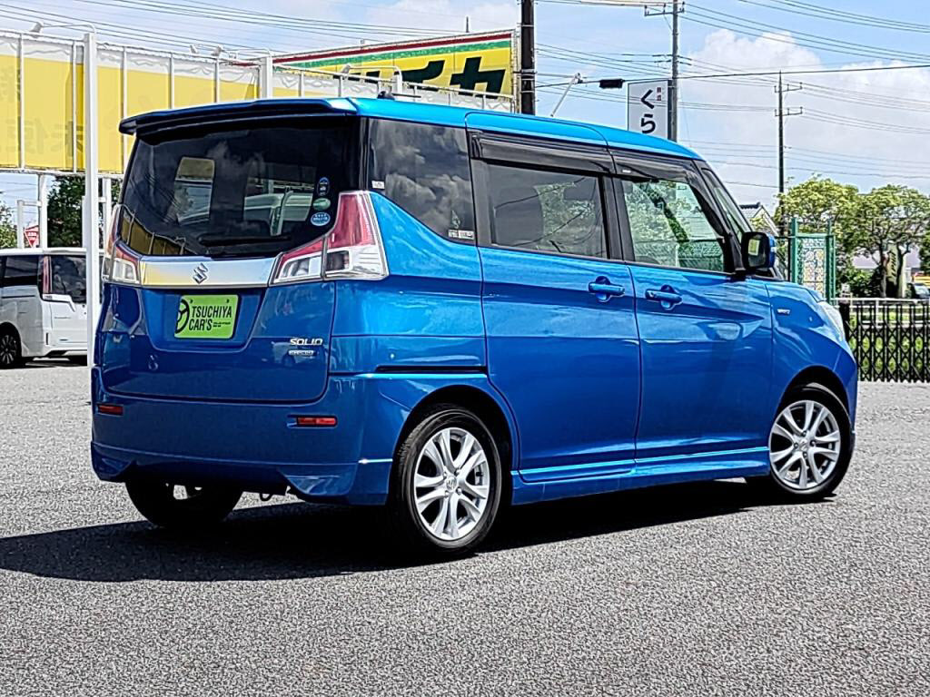 ソリオハイブリッドＭＺの写真 2