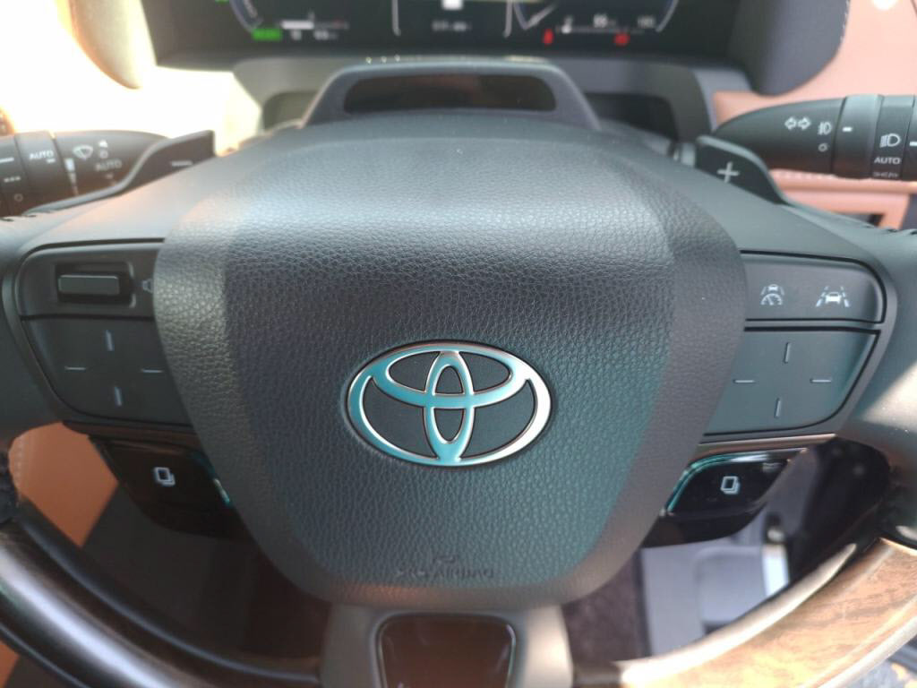 ヴェルファイアハイブリッドハイブリッドＺプレミアの写真 17