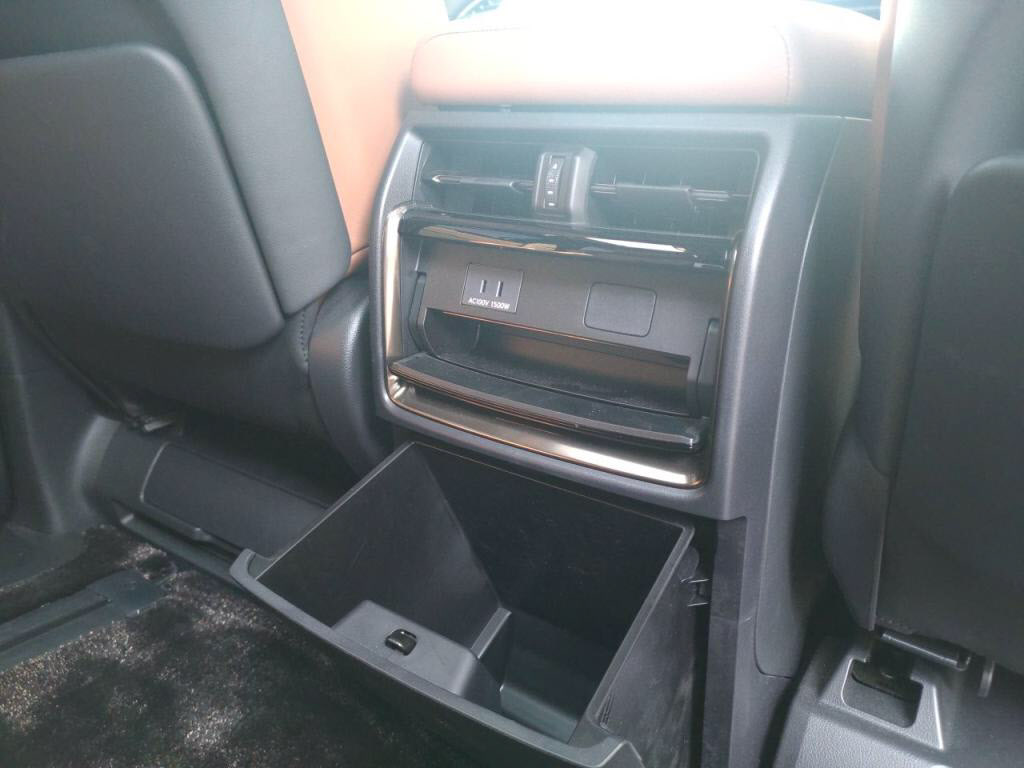 ヴェルファイアハイブリッドハイブリッドＺプレミアの写真 24