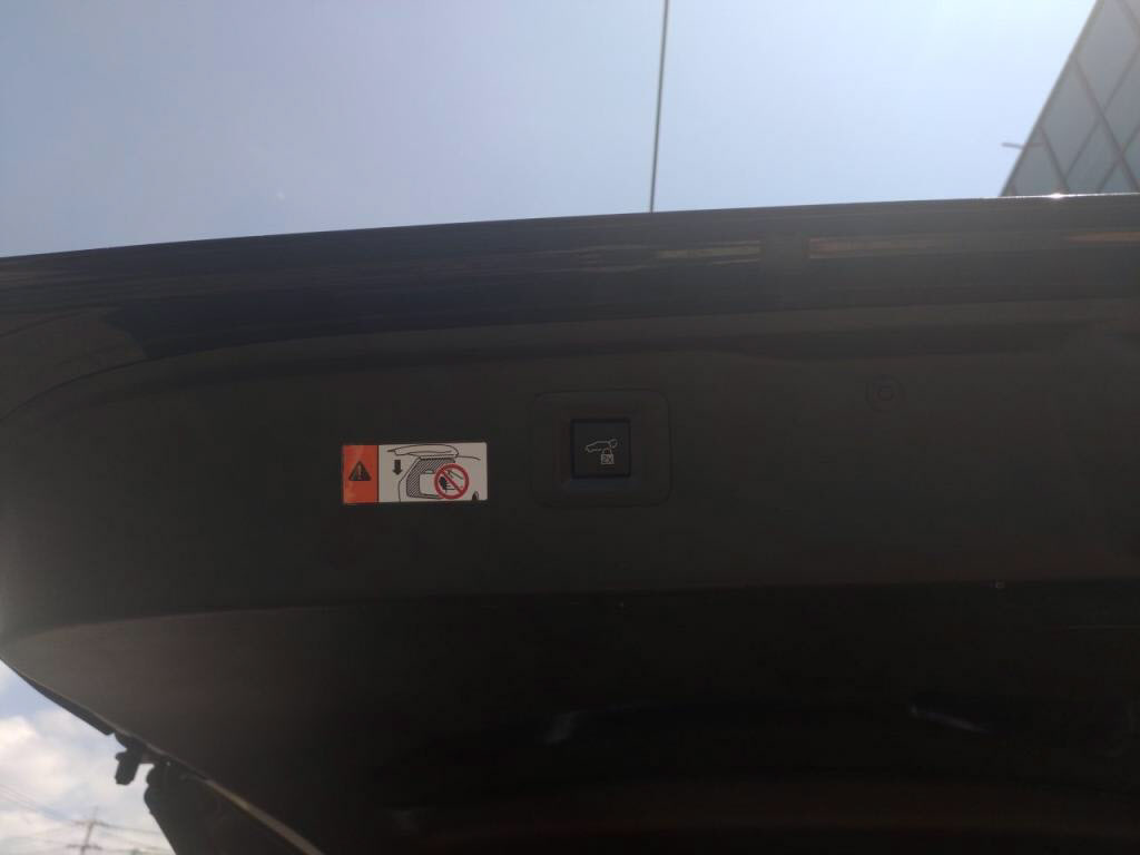 ヴェルファイアハイブリッドハイブリッドＺプレミアの写真 27