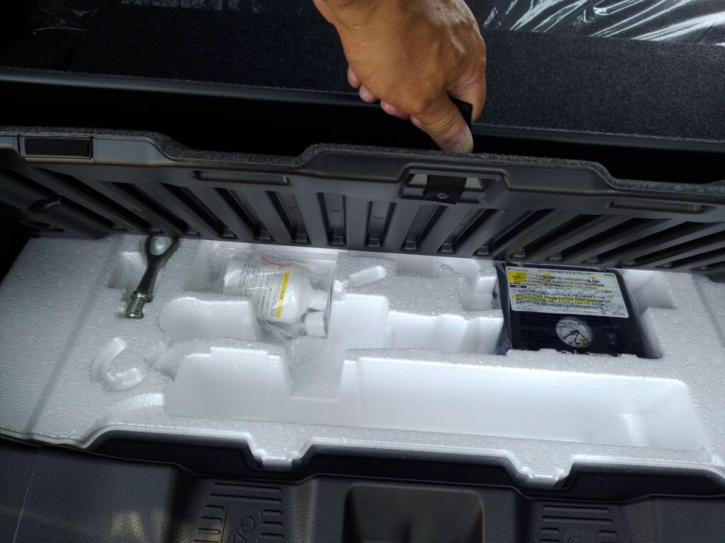 スペーシアカスタムハイブリッドＸＳの写真 28