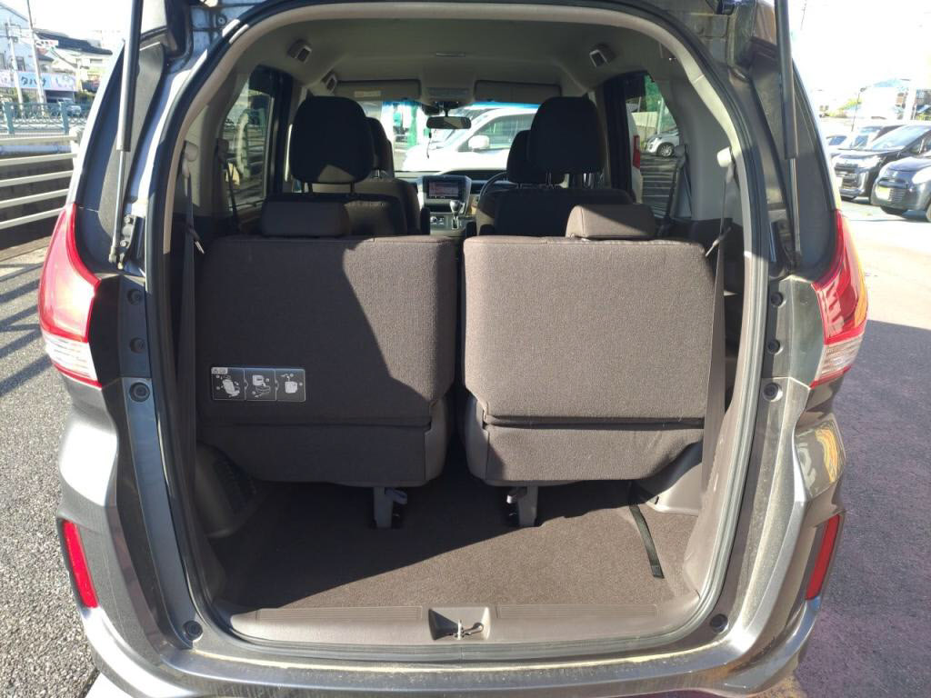 フリードＧホンダセンシングの写真 25