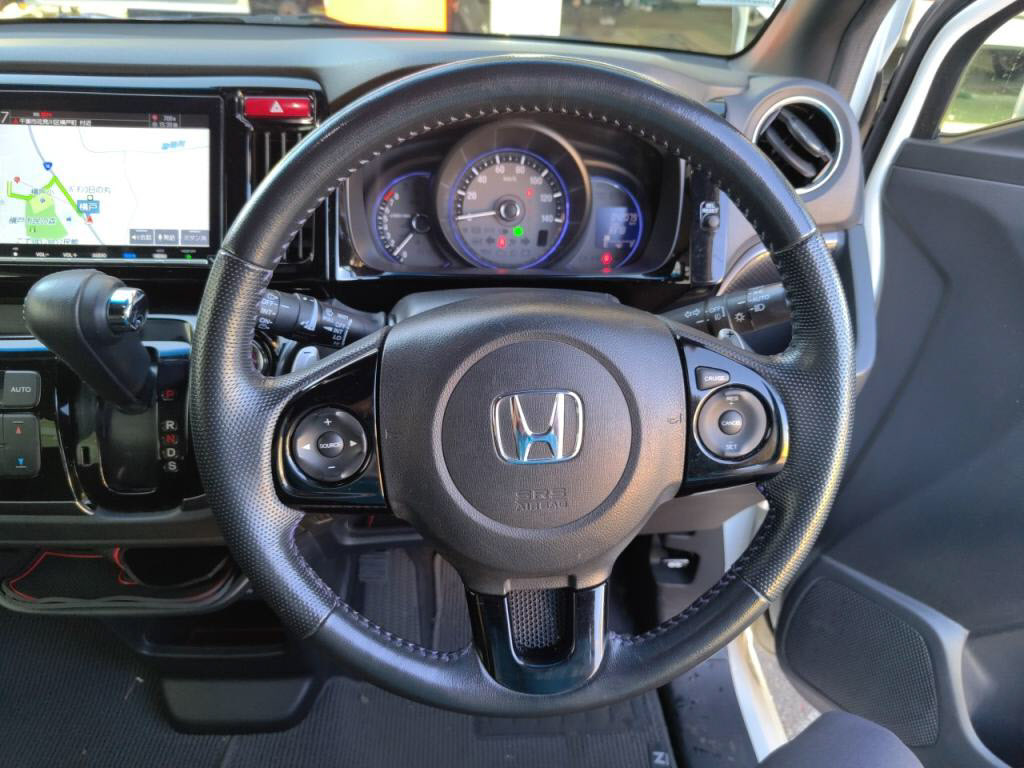 Ｎ－ＷＧＮカスタムターボＳＳブラックスタイルパッケージの写真 14