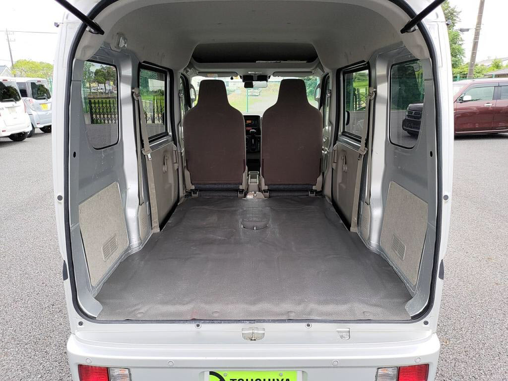 エブリイバンＰＣリミテッドの写真 27