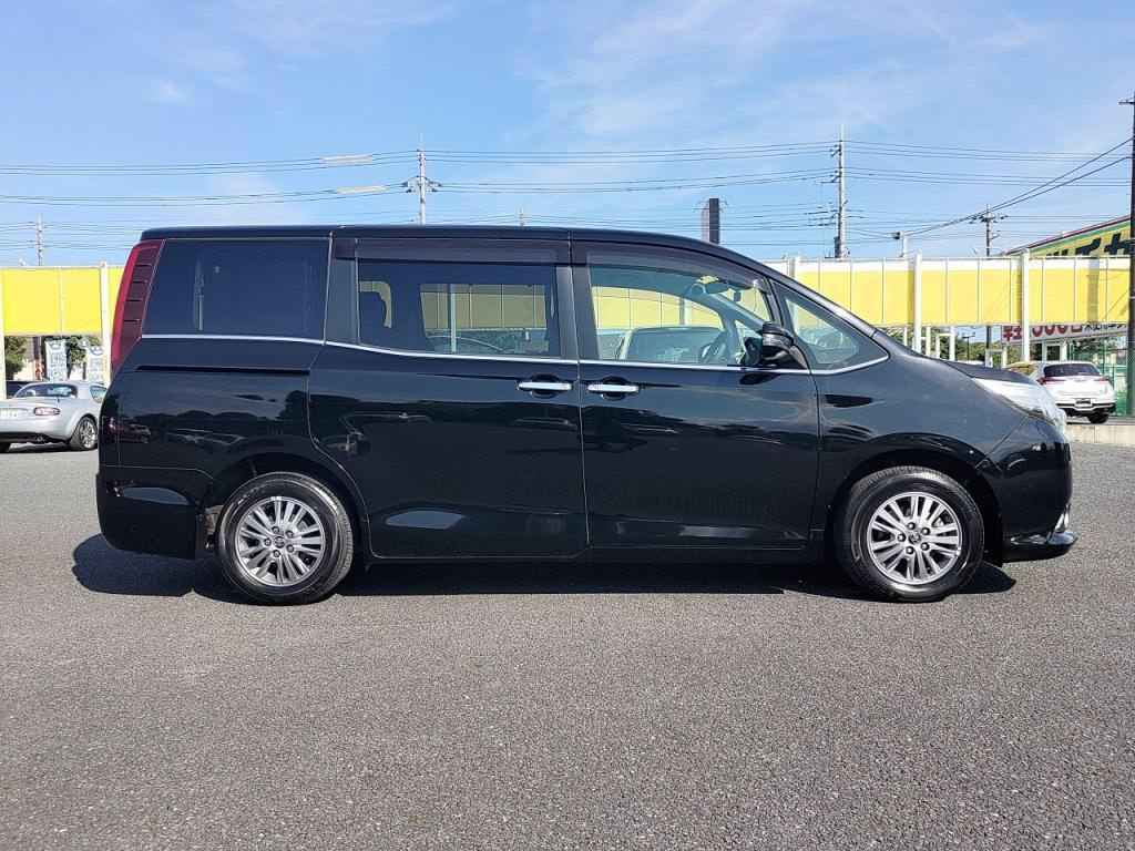 エスクァイアGiの写真 11