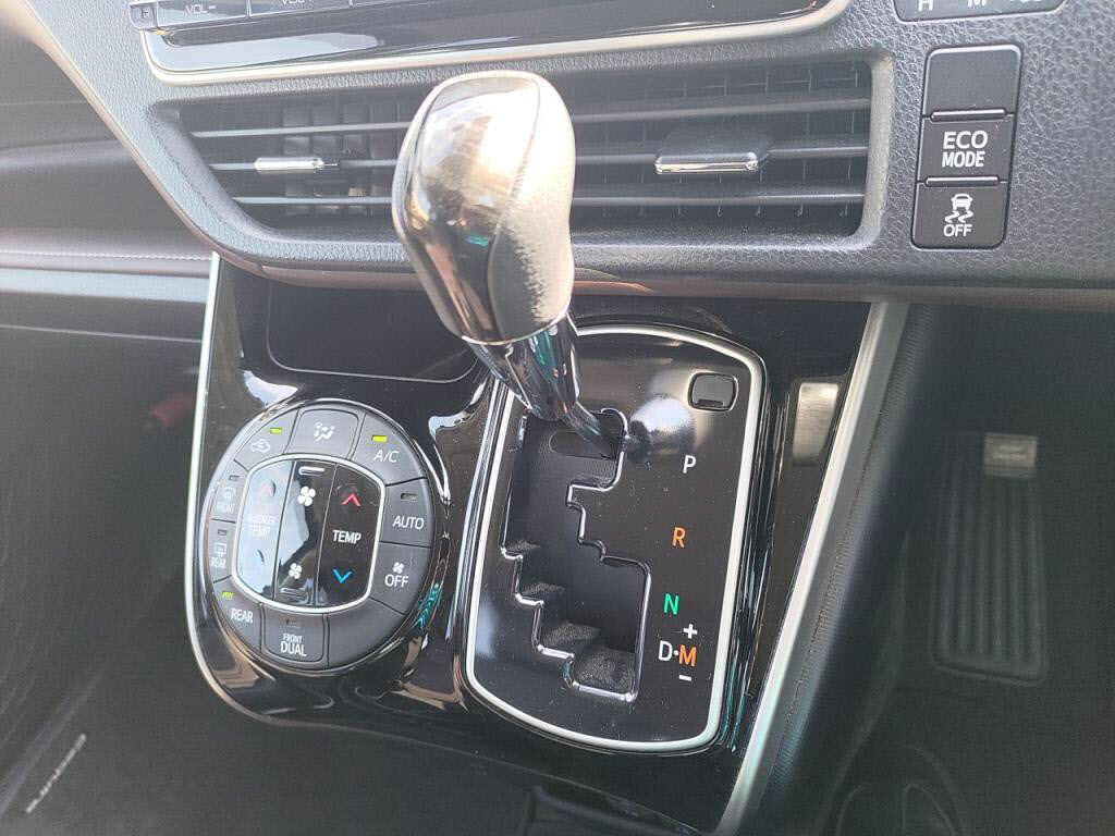 エスクァイアGiの写真 15