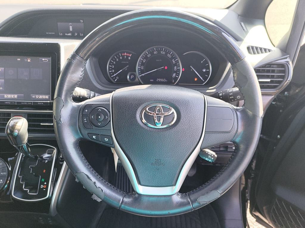 エスクァイアGiの写真 20