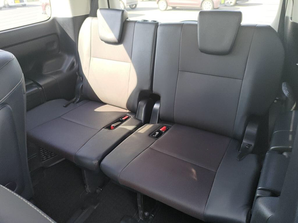 エスクァイアGiの写真 24