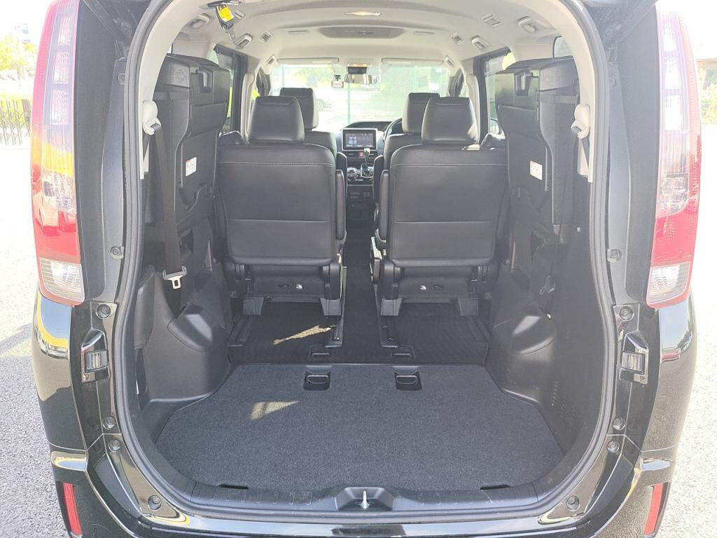 エスクァイアGiの写真 27