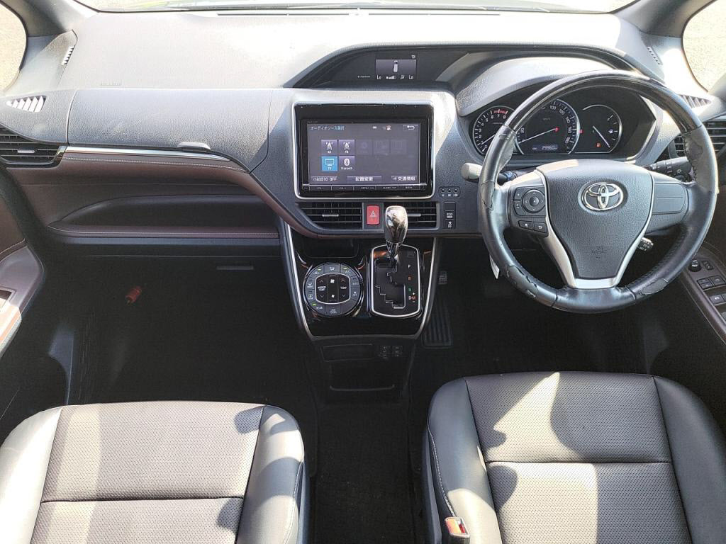 エスクァイアGiの写真 3