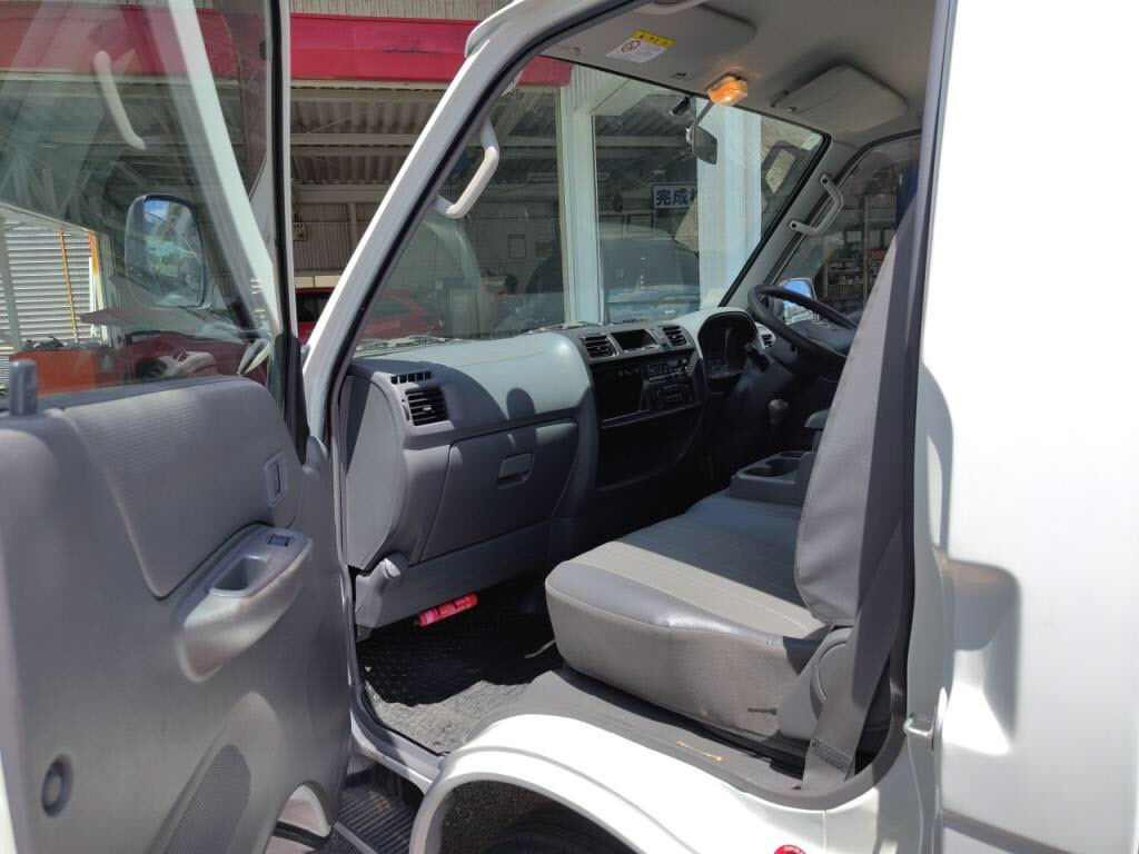 ボンゴバンＤＸの写真 21