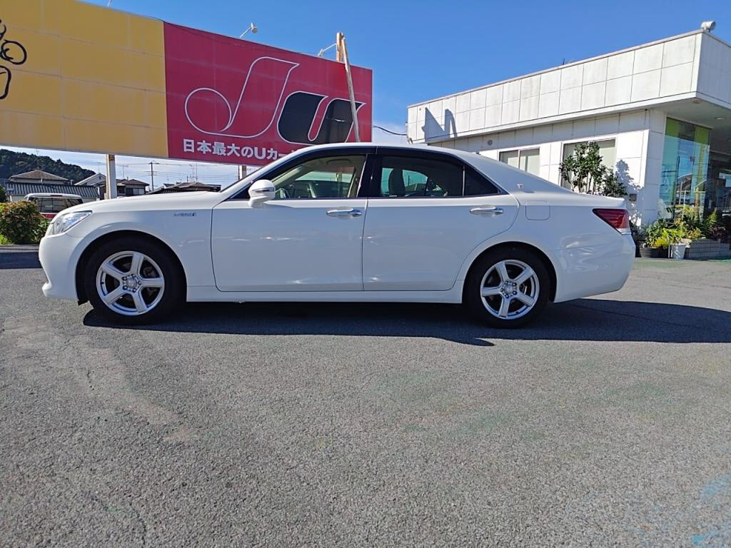 クラウンハイブリッドハイブリッドロイヤルサルーンの写真 12