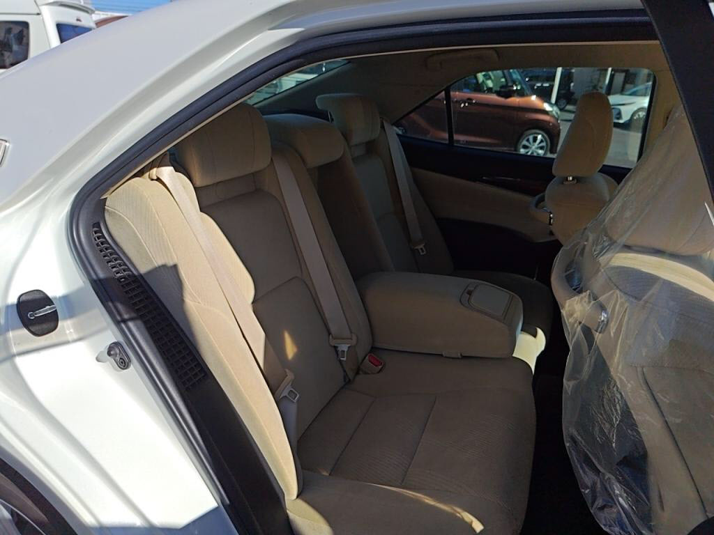 クラウンハイブリッドハイブリッドロイヤルサルーンの写真 22