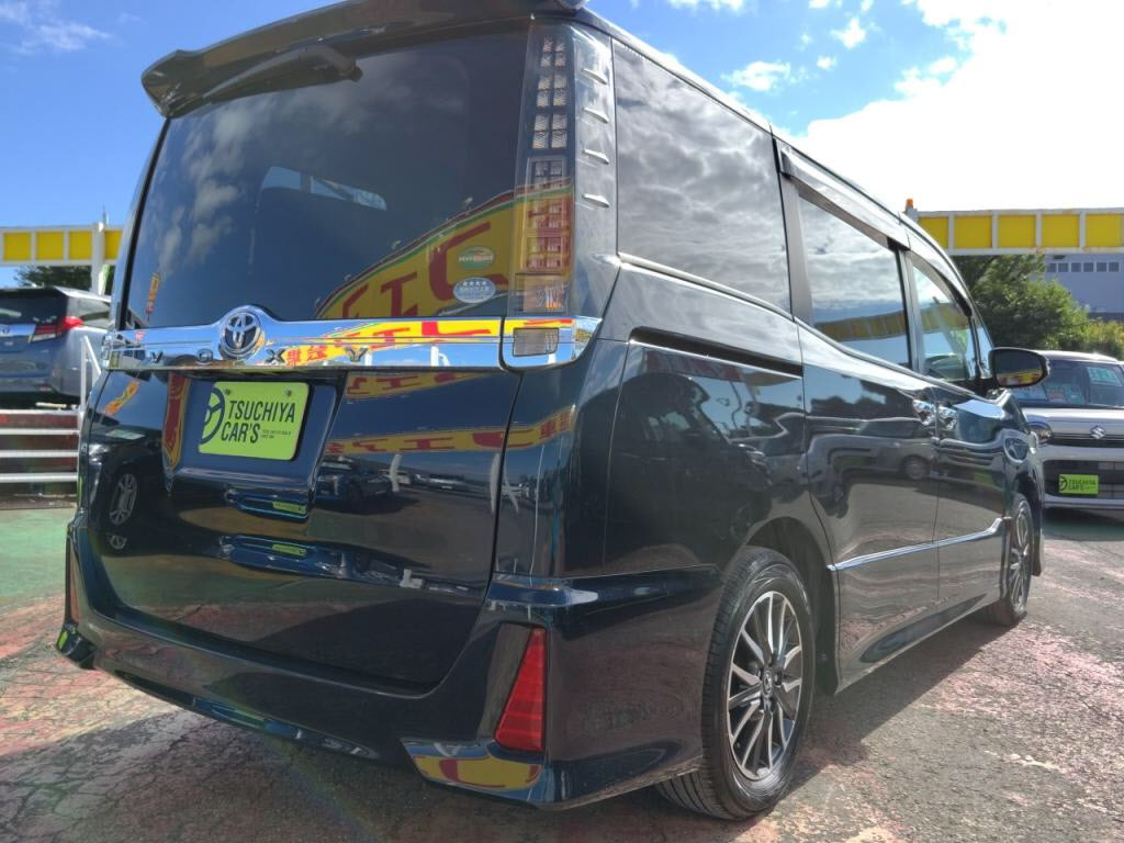 ヴォクシーZSキラメキの写真 2