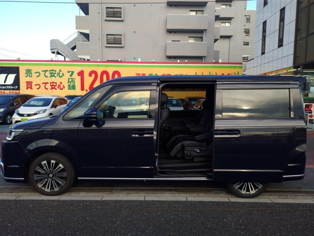 ステップワゴンスパーダスパーダプレミアムラインの写真 11