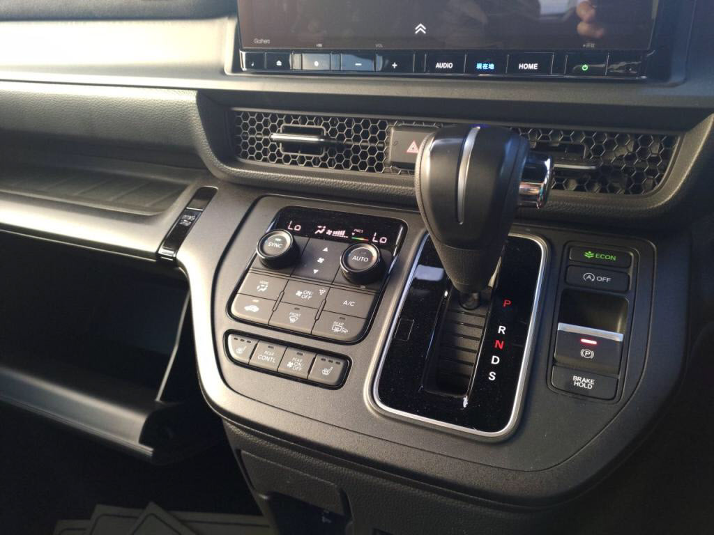 ステップワゴンスパーダスパーダプレミアムラインの写真 17