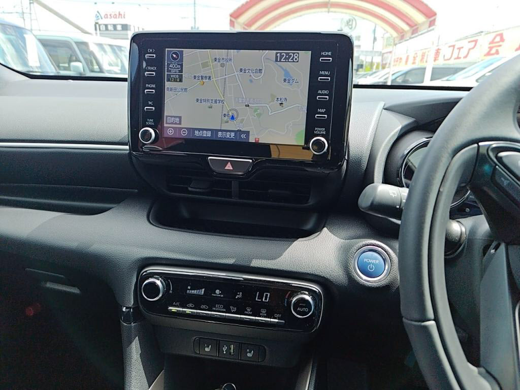 ヤリスハイブリッドハイブリッドＺの写真 17